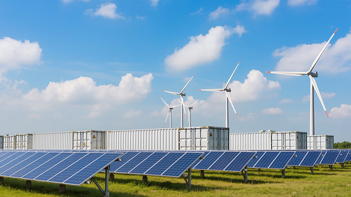 كيف تشكل المعدات الذكية مستقبل سوق ESS العالمي؟